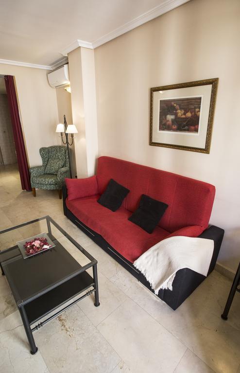 Apartamentos Caballero De Gracia Мадрид Экстерьер фото