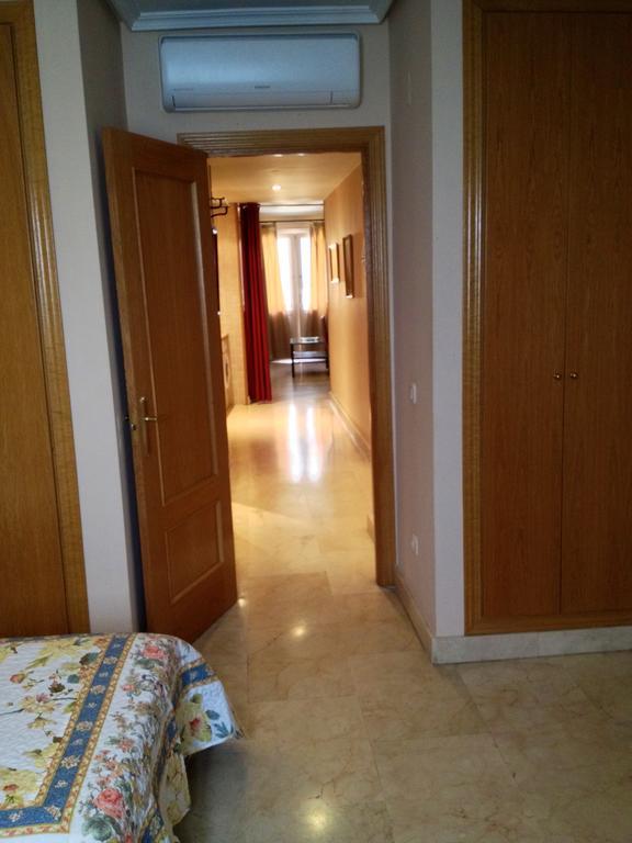 Apartamentos Caballero De Gracia Мадрид Экстерьер фото