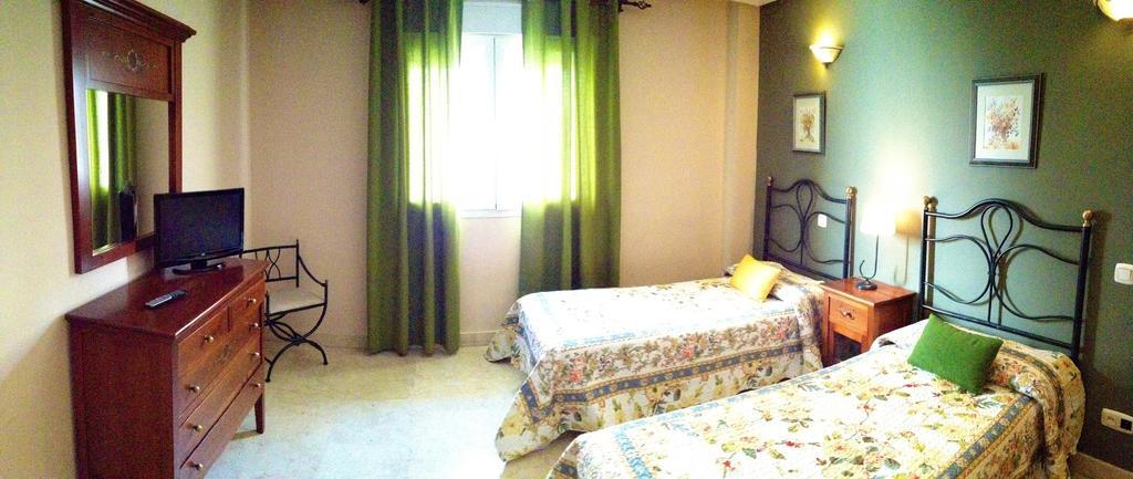 Apartamentos Caballero De Gracia Мадрид Экстерьер фото